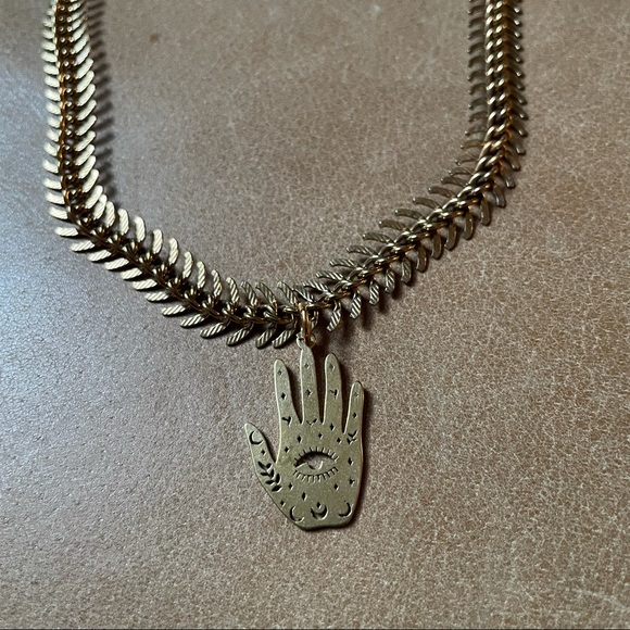 Fishbone chain hamsa pendant charm choker necklace - Picture 4 of 8